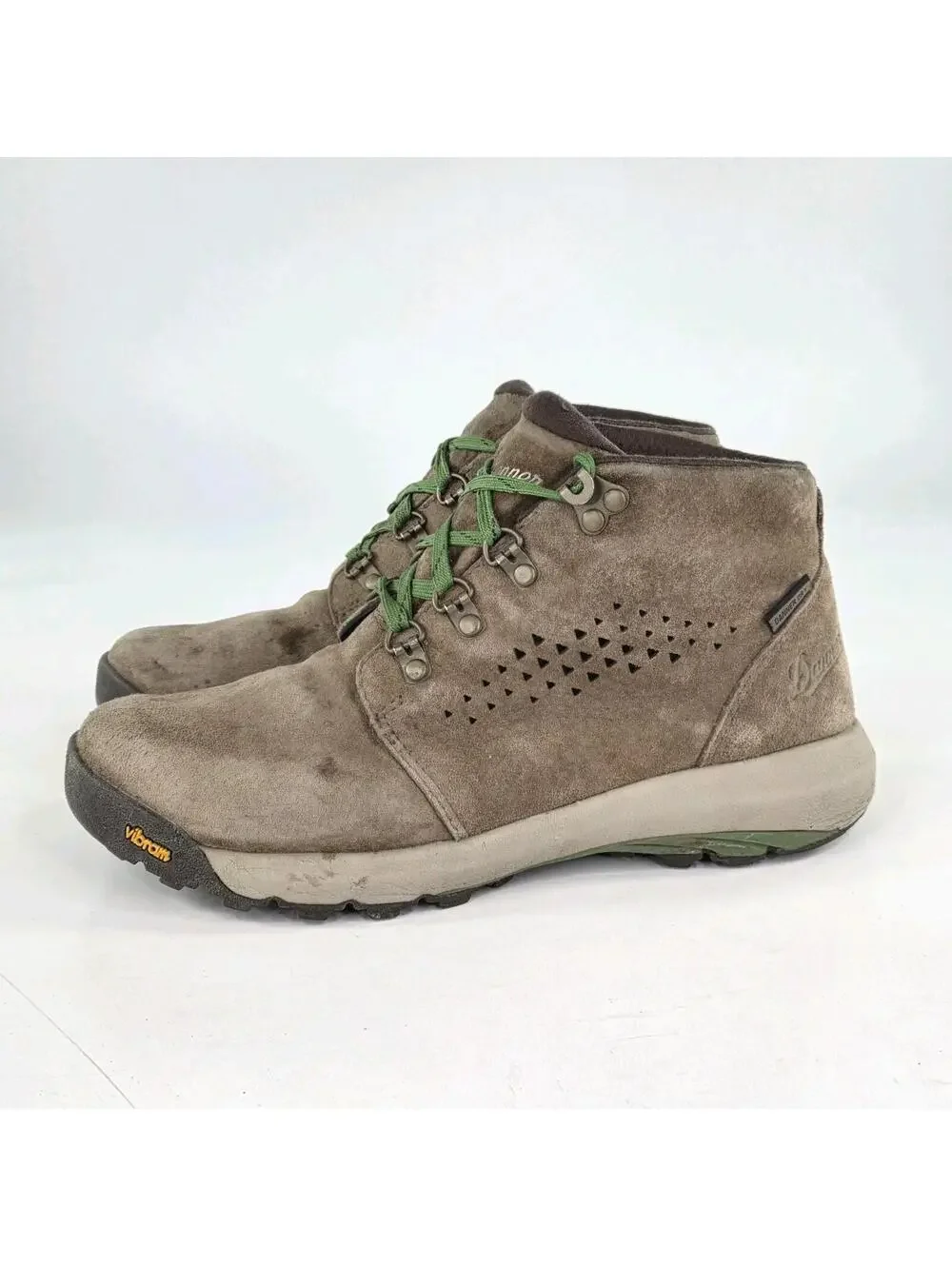Danner Women's Inquire Chukka Boots US 7 Brown Suede waterproof hiking boot